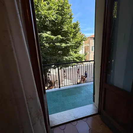 公寓 Maisonmarie *